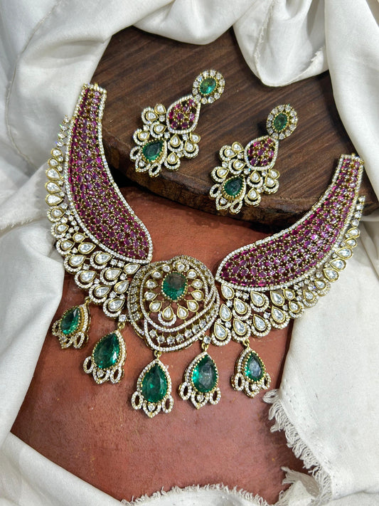 Victorian Polish with AD Stone Neck Set