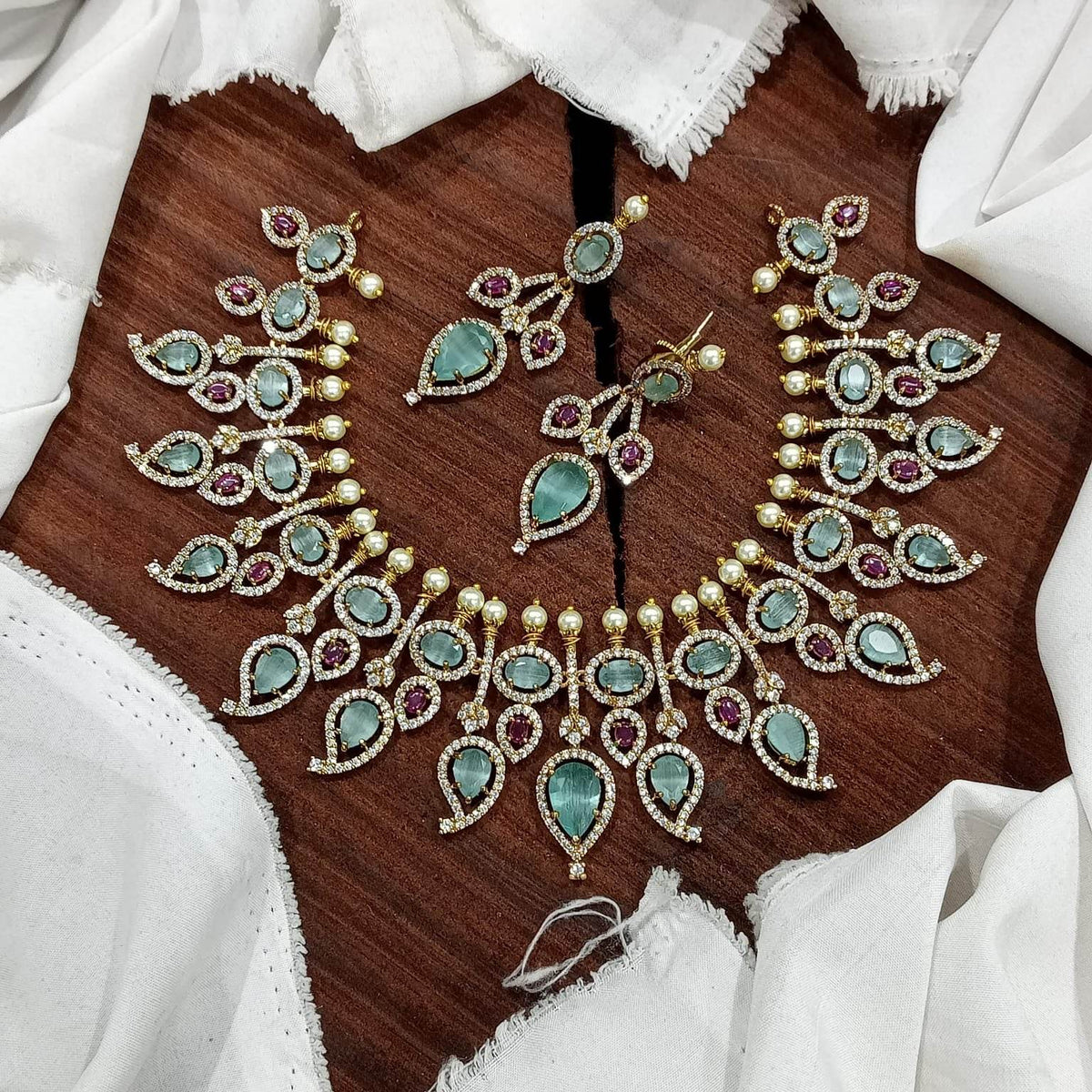 Victorian Polish with AD Stones Necklace