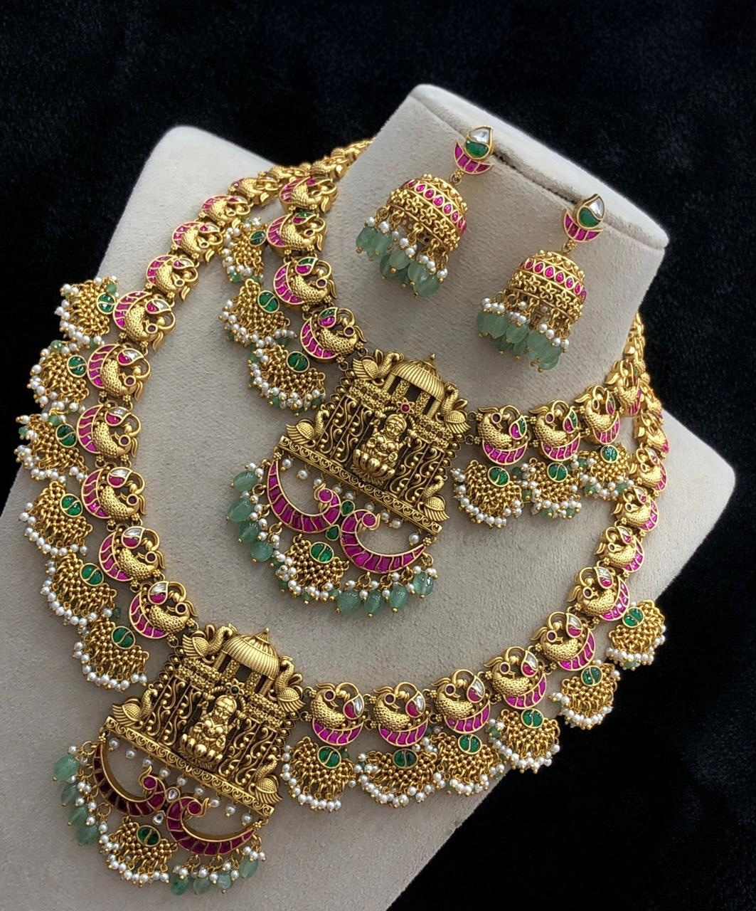 Jaadu Kundan Stones Bridal Combo set