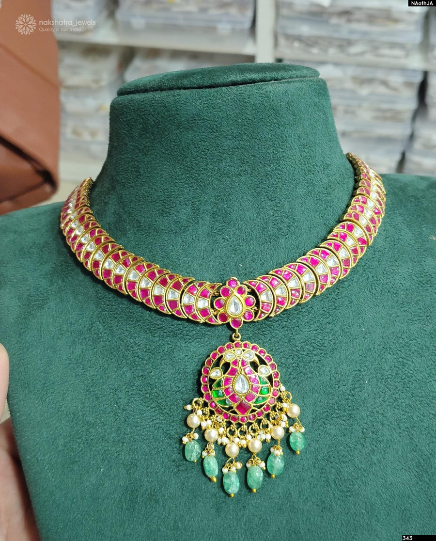 Jaadu Kundan Stones Necklace