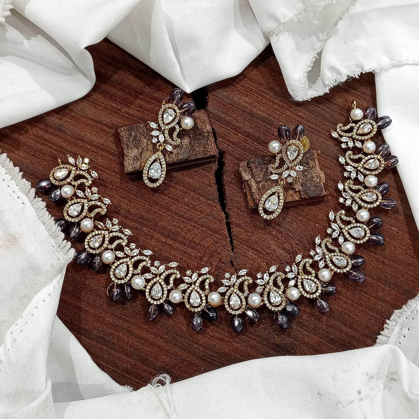 Victorian Polish AD Stones Necklace