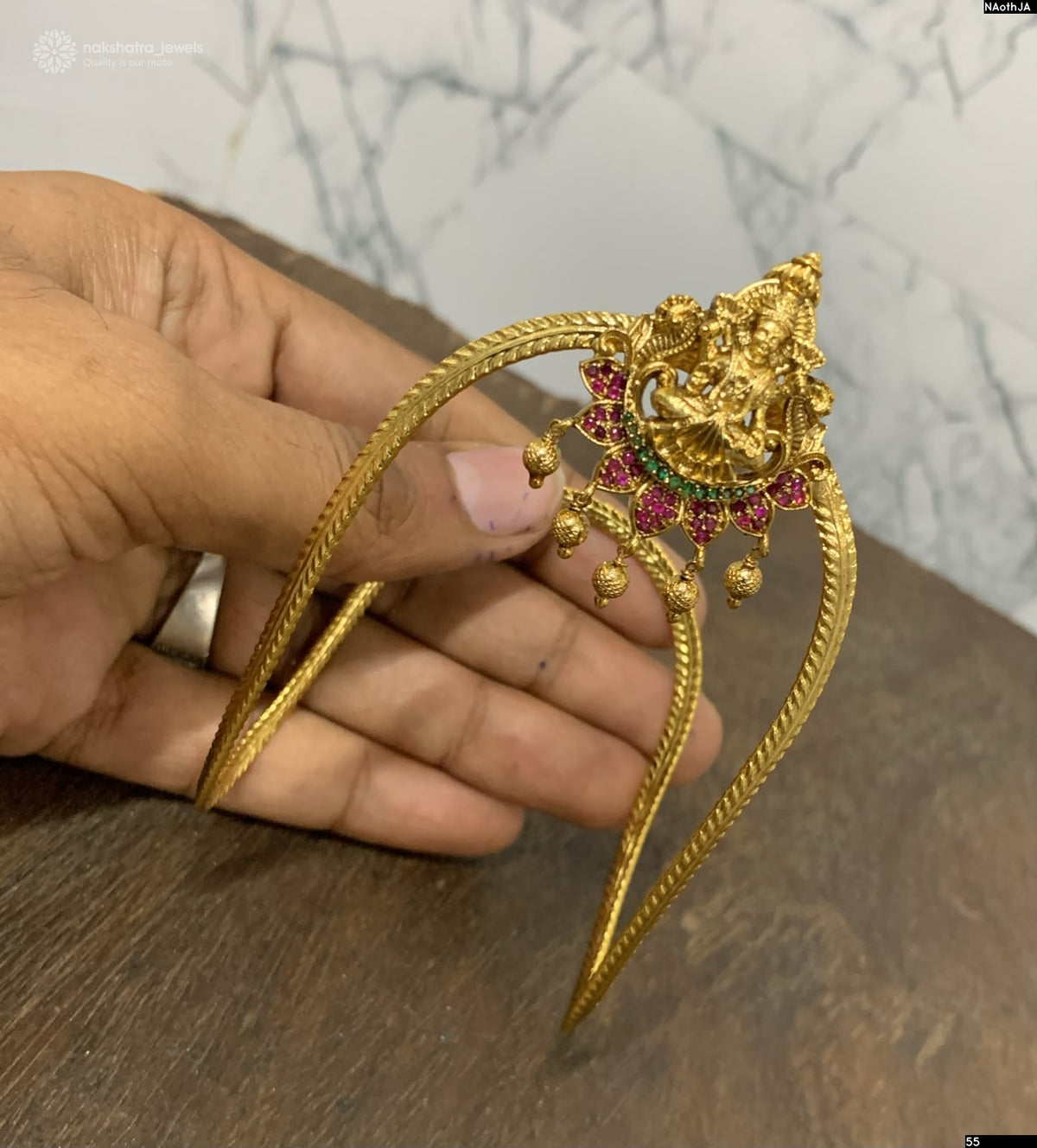 Nakshi Work with Kempu Stones Bridal Vanki