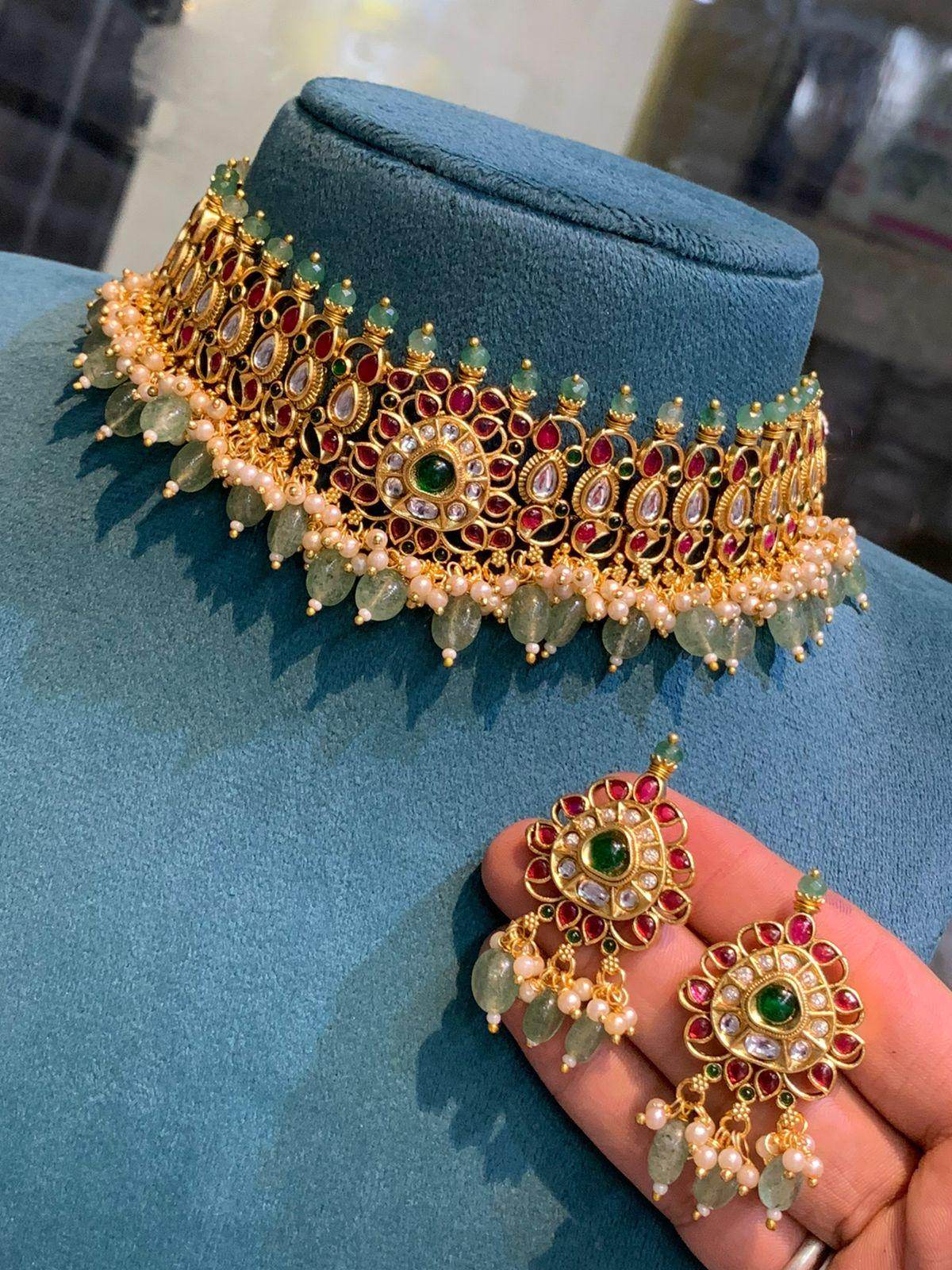 Premium Matt with Kempu Stones Bridal Choker