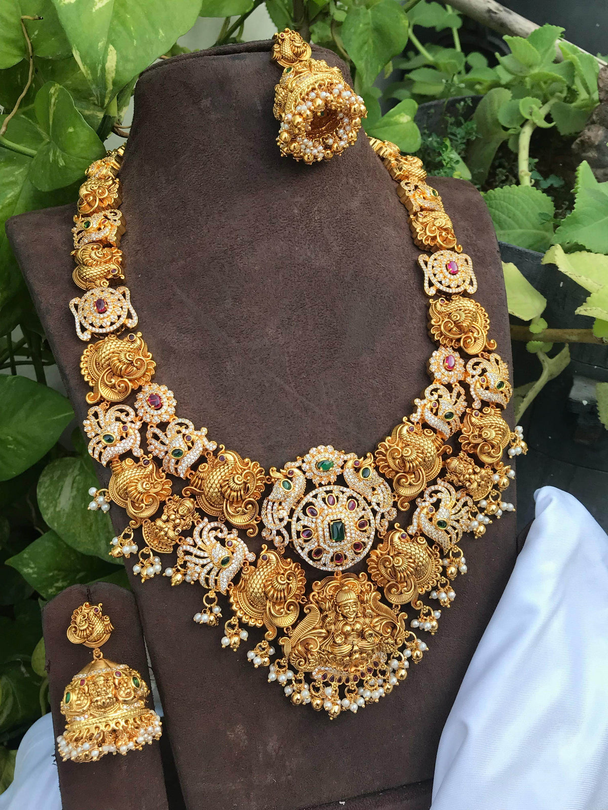 Nakshi Work with Kempu and AD Stones Bridal Haram