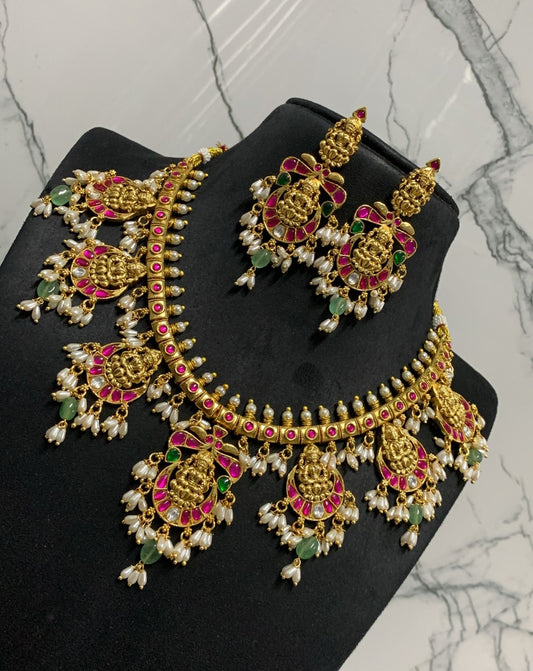 Jaadu Kundan Stones with Rice Pearls Bridal Necklace