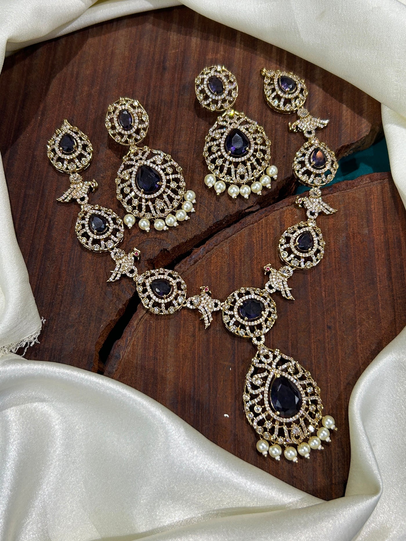 Victorian Polish with AD Stones Necklace