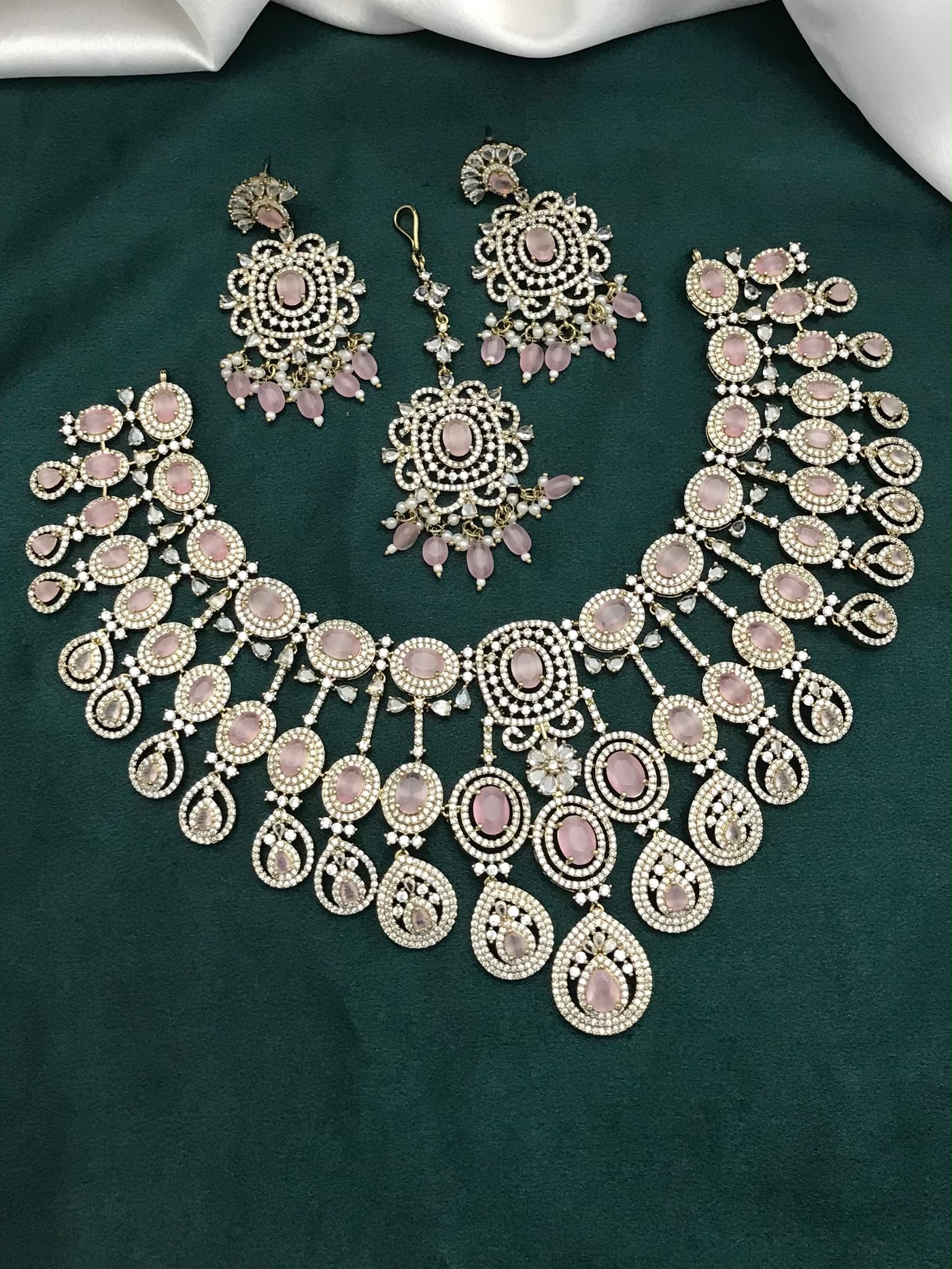 Victorian Polish with AD Stones Bridal Neck Set