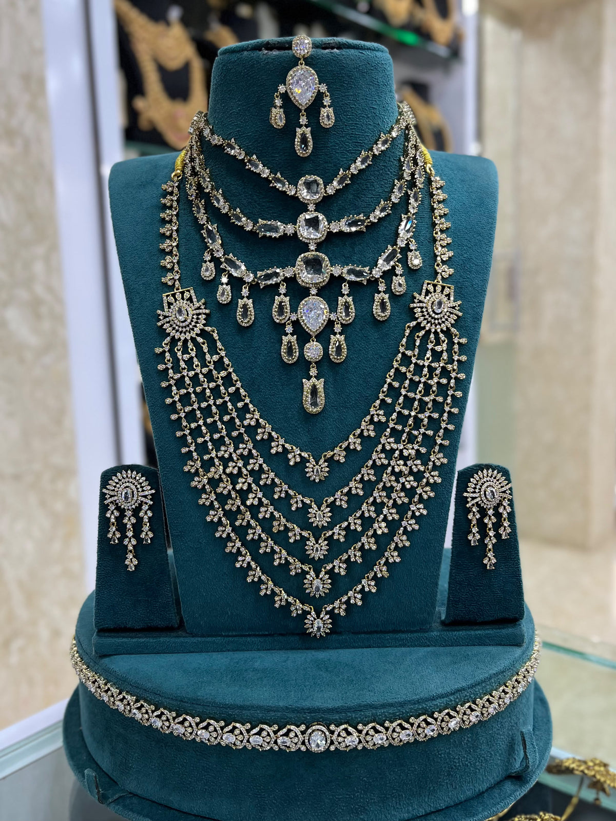 Victorian Polish with AD Stones Bridal combo Set