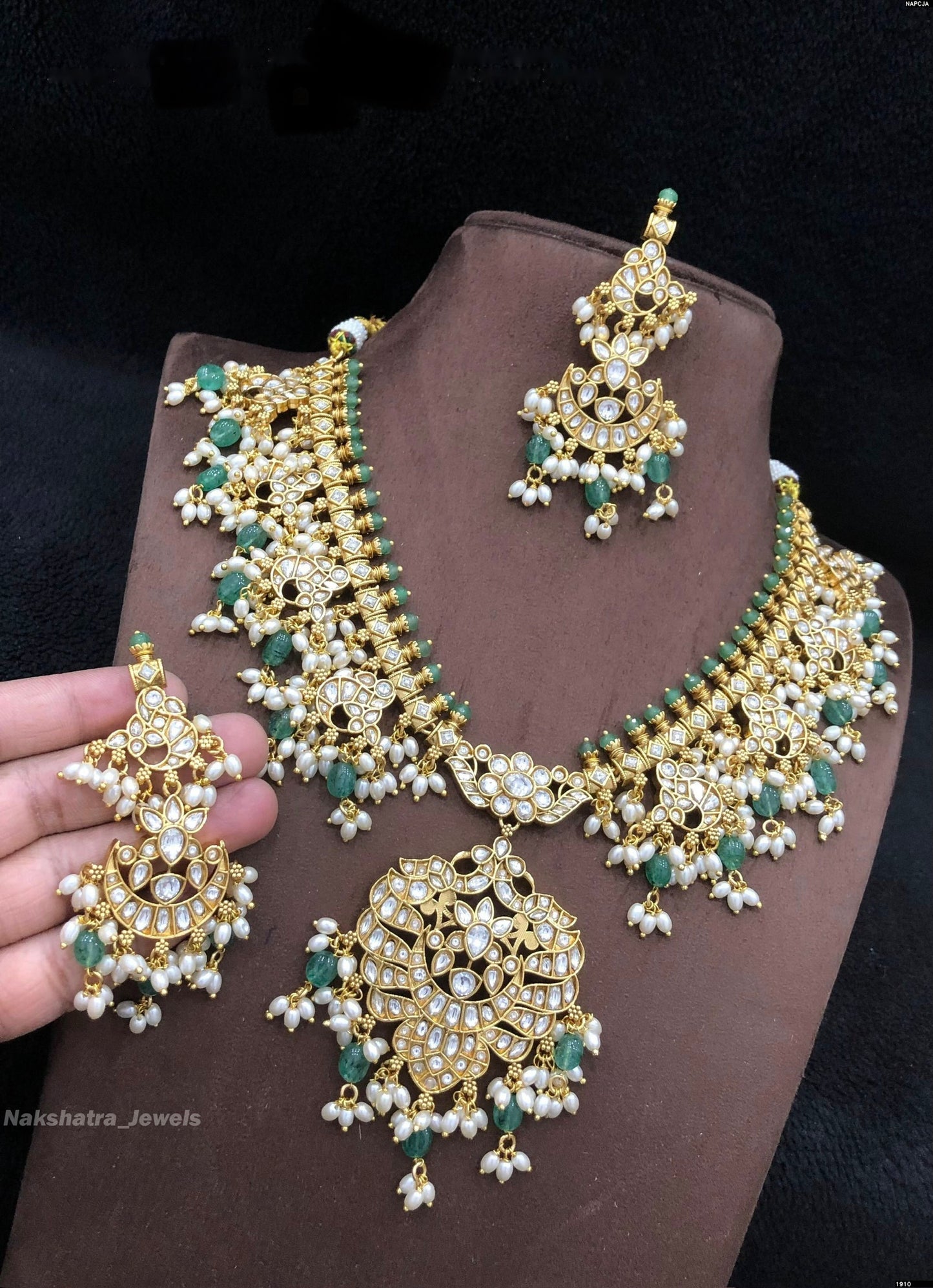 Jaadu Kundan Stones Bridal Guttapusal Necklace