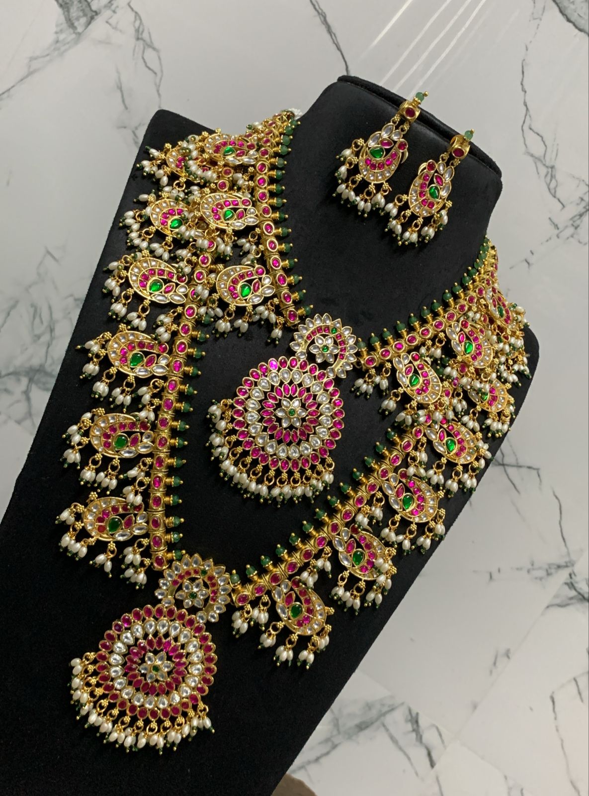 Jaadu Kundan Stones Bridal Guttapusal Combo