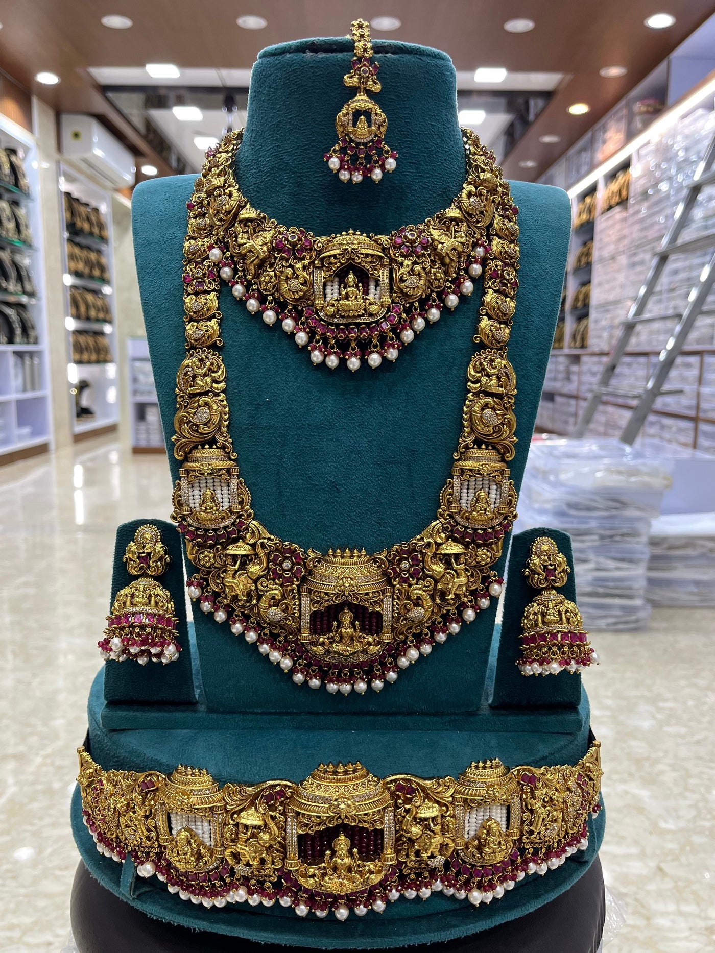 Nakshi Work with Kempu Stones Bridal Combo Set
