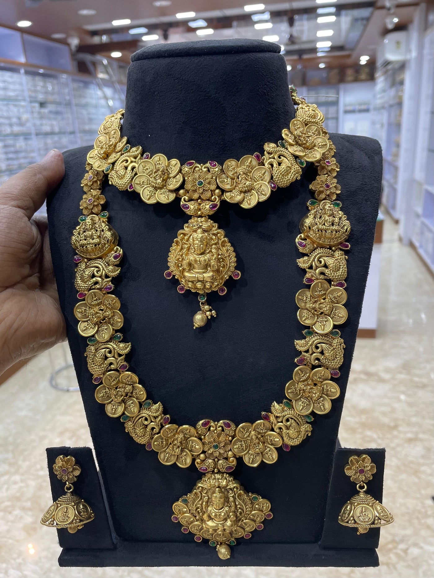 Nakshi work with Kempu Stones Bridal Combo Set