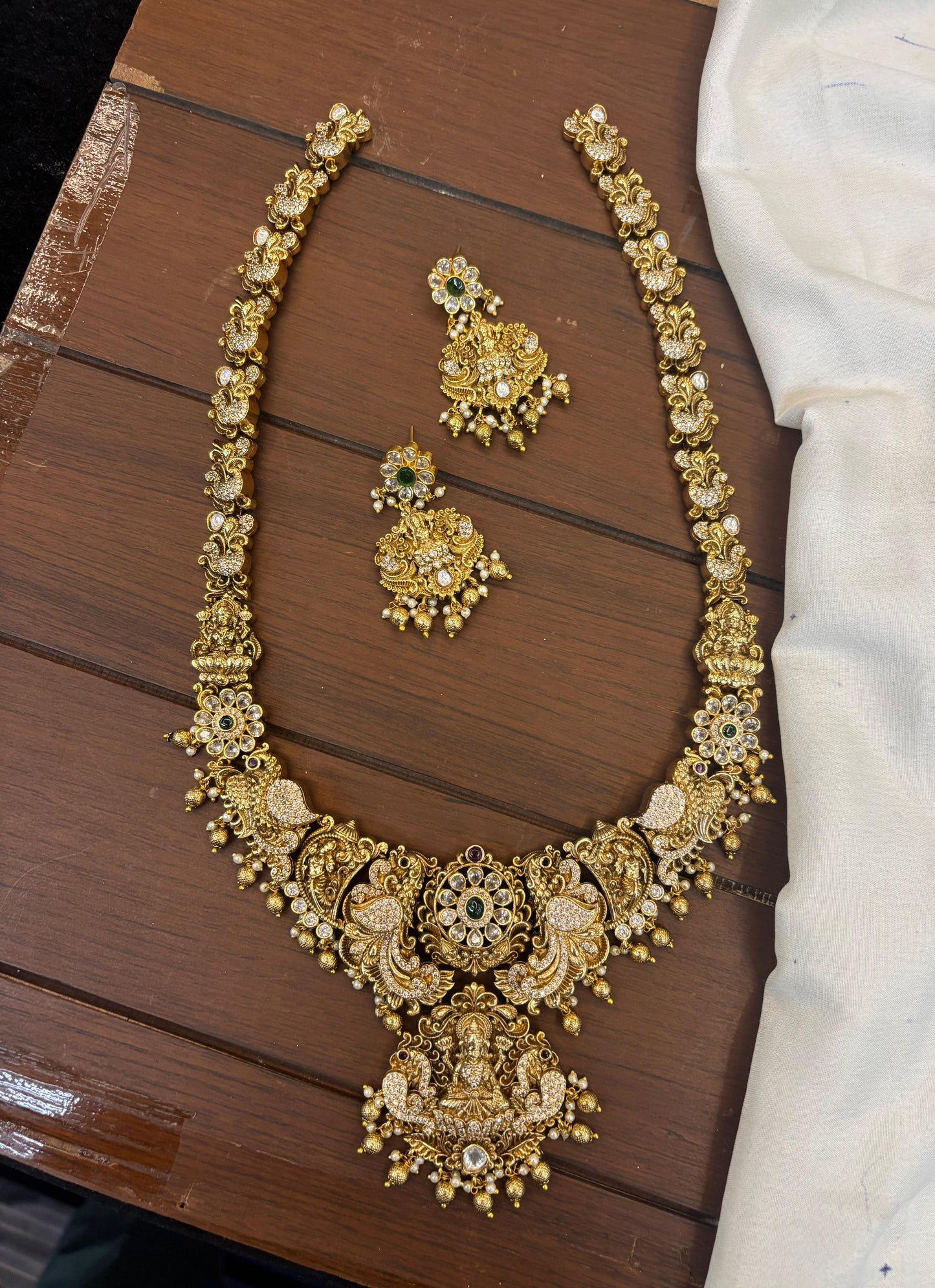 Nakshi Work with Kempu Stones Bridal Necklace