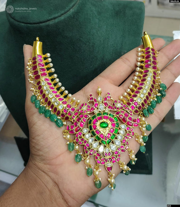 Jaadu Kundan Stones Necklace