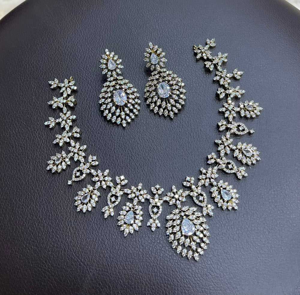 AD Stones Necklace (Silver Polish)