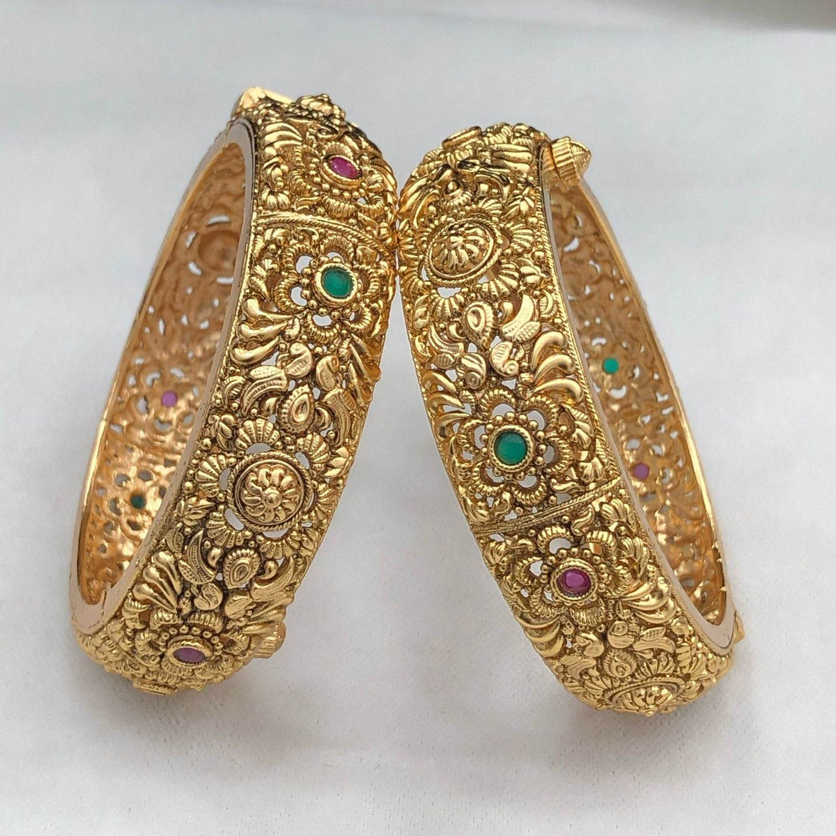 Premium Matt with Kempu Stones Bangles