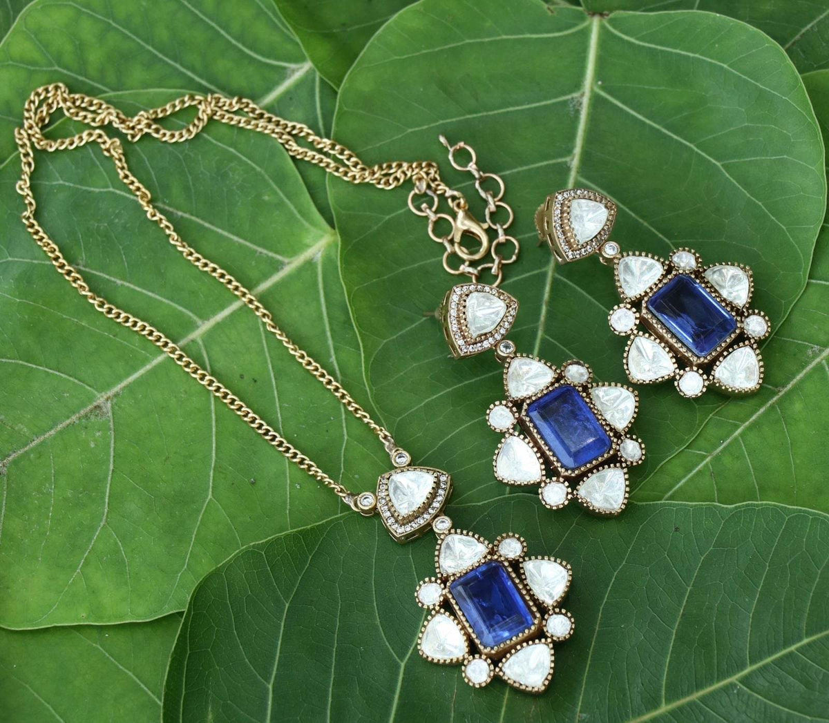 Mossianite Stones Pendent Necklace