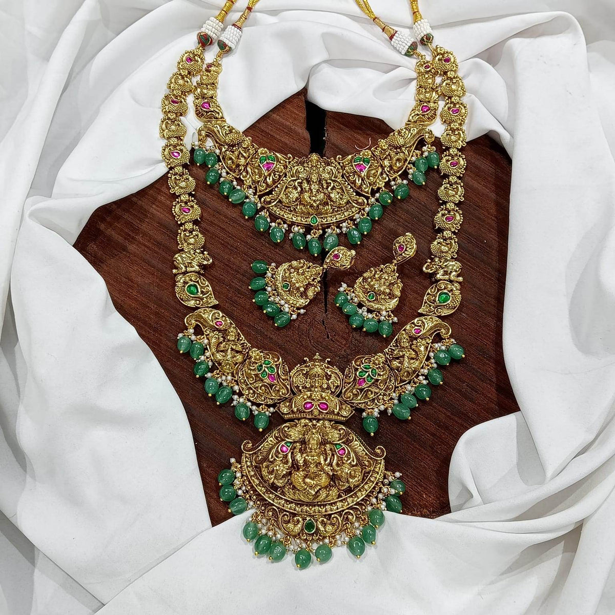 Nakshi Work with Kundan Stones Bridal Combo Set