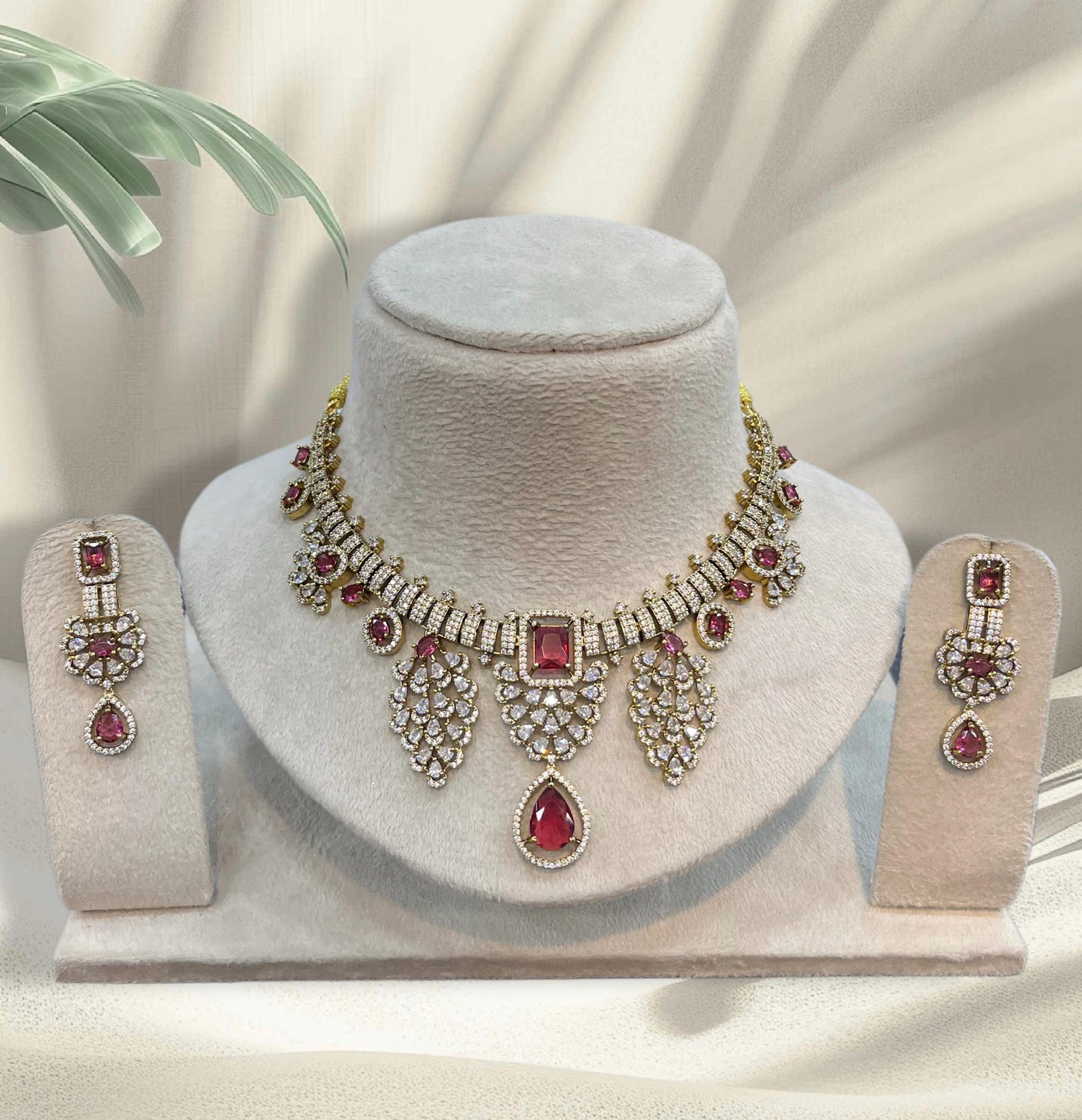 Victorian Polish AD Stones Necklace