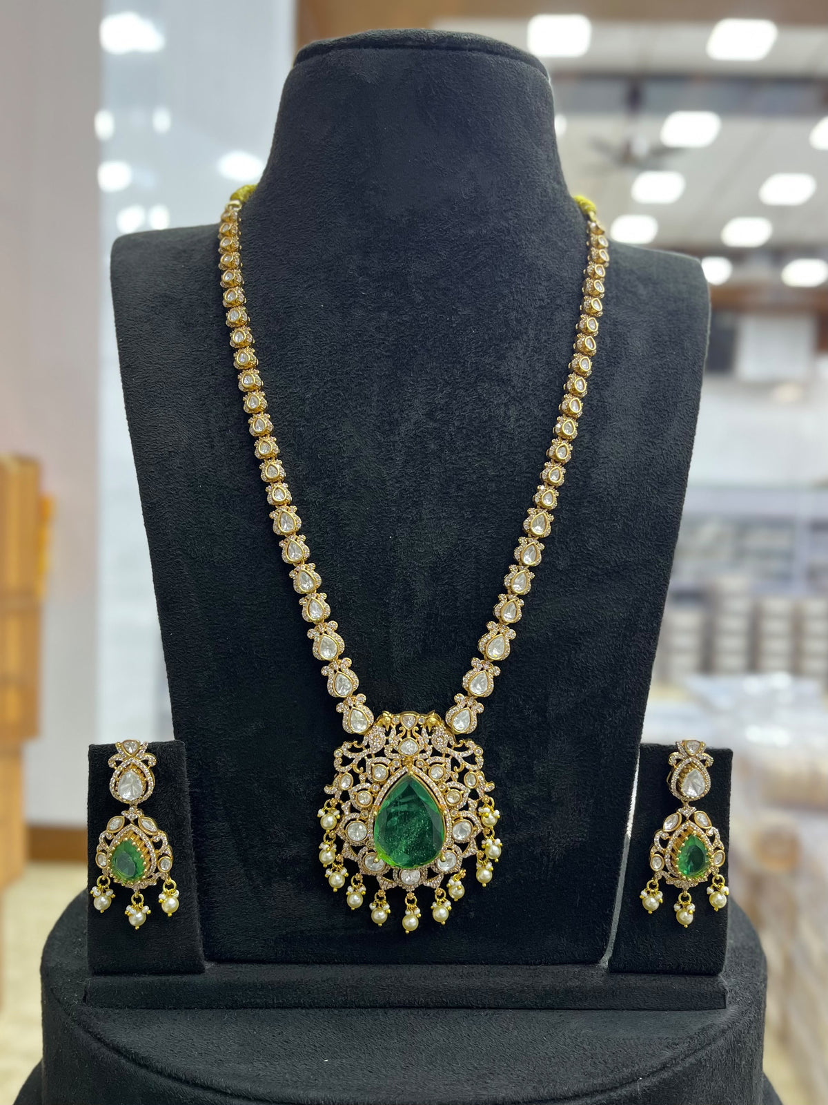Mossianite with AD Stones Haram