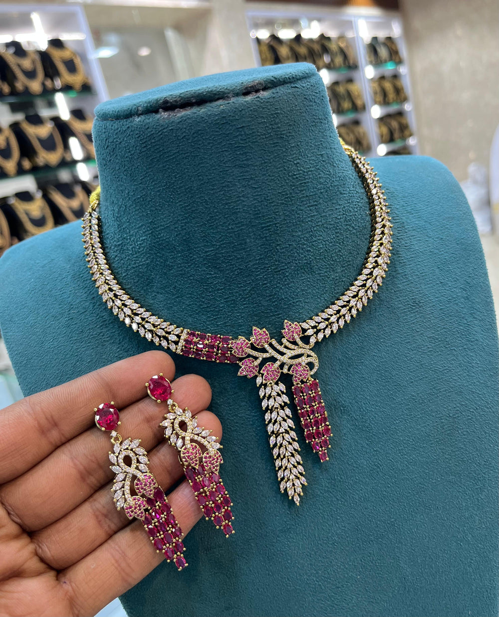 Victorian Polish AD Stones Necklace
