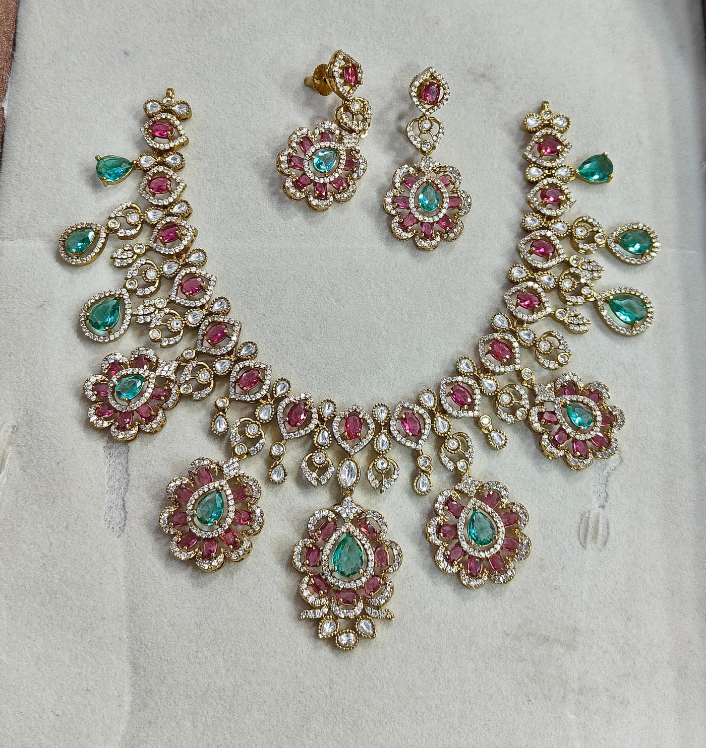 Victorian Polish with AD Stones Necklace