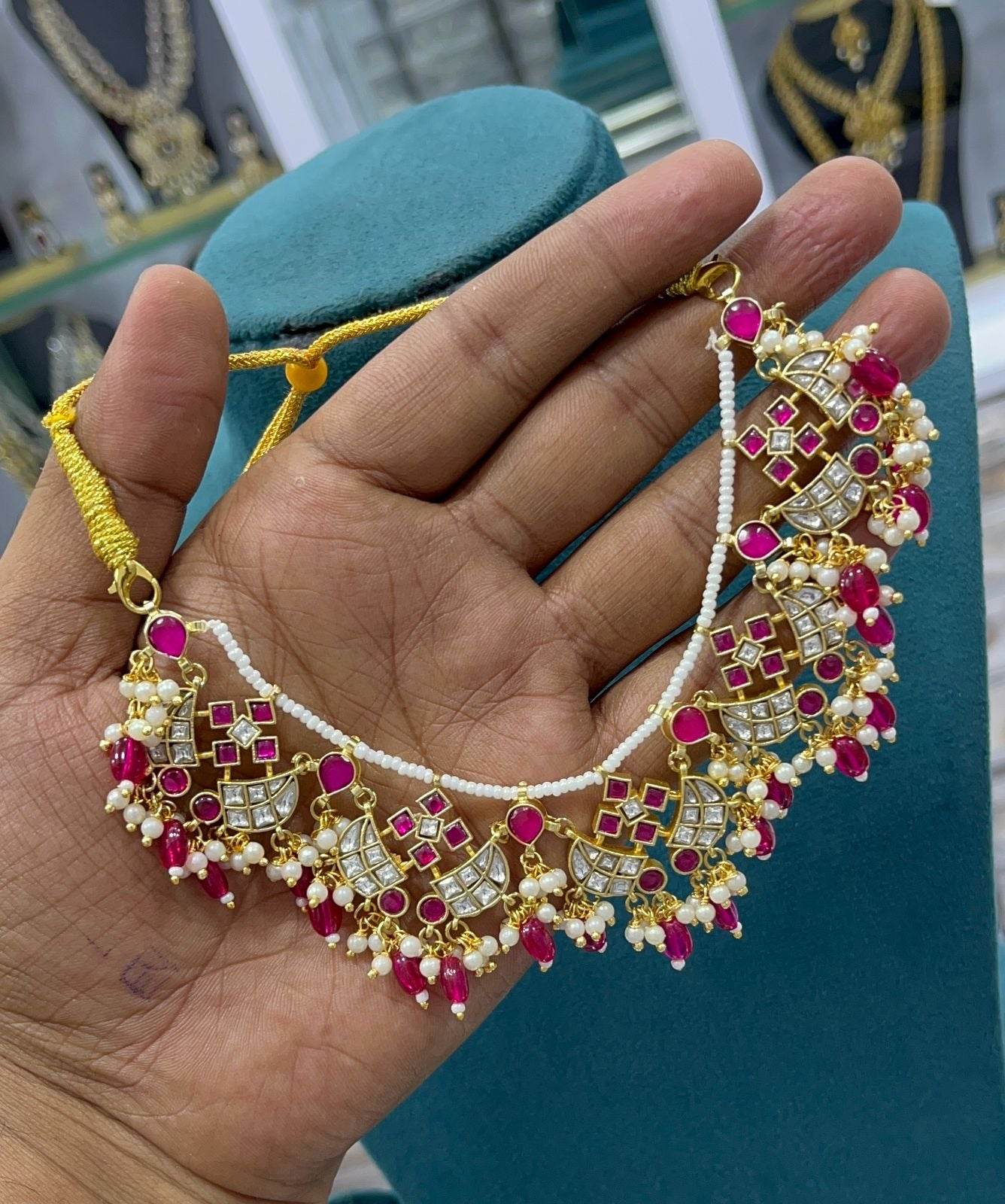 Jaadu Kundan Stones Necklace