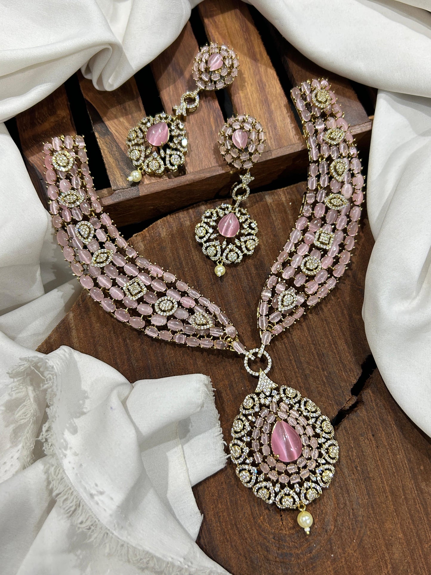 Victorian Polish AD Stones Bridal Neck Set