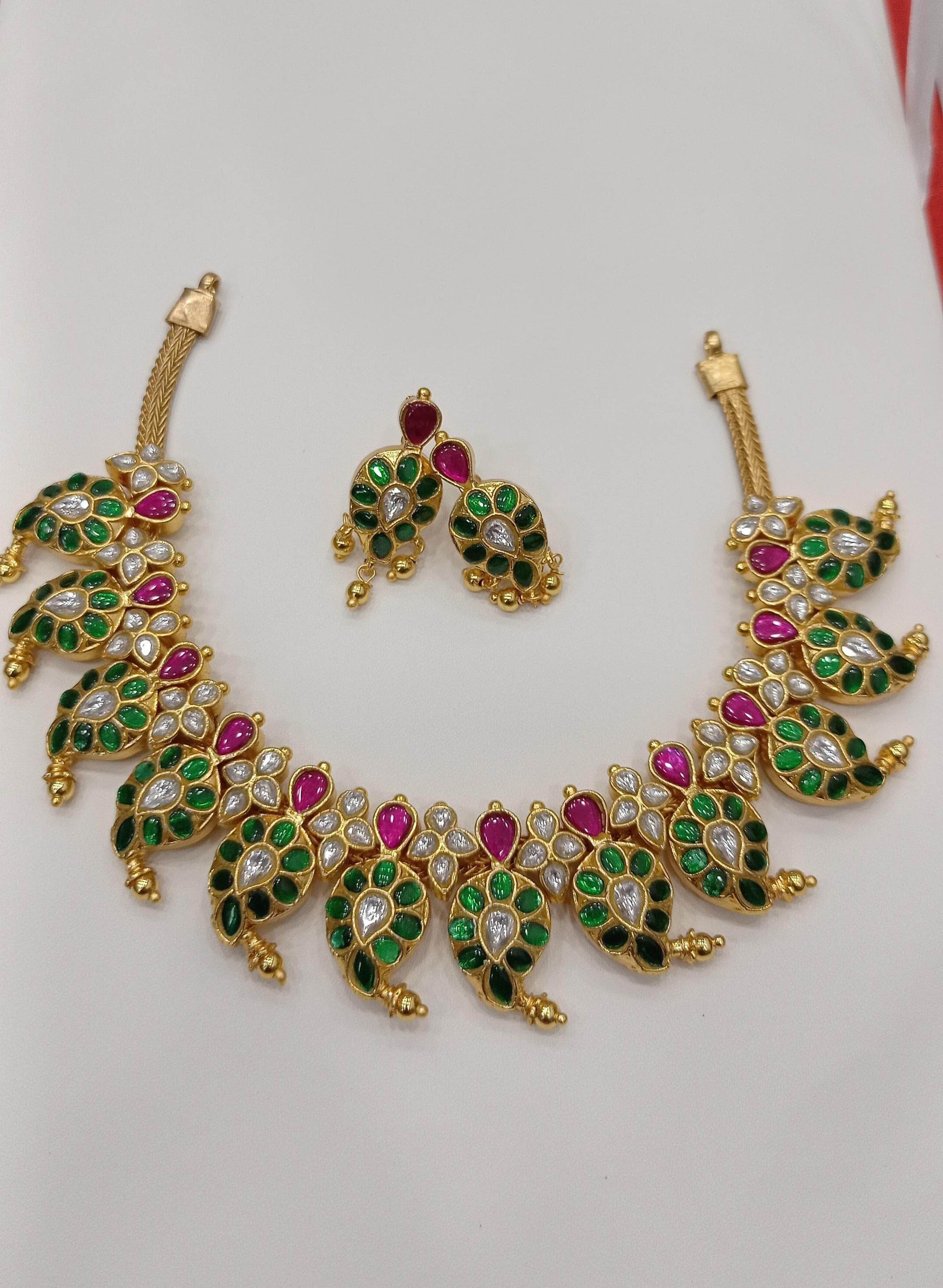 Jaadu Kundan Stones Bridal Necklace - Nakshatra Jewels