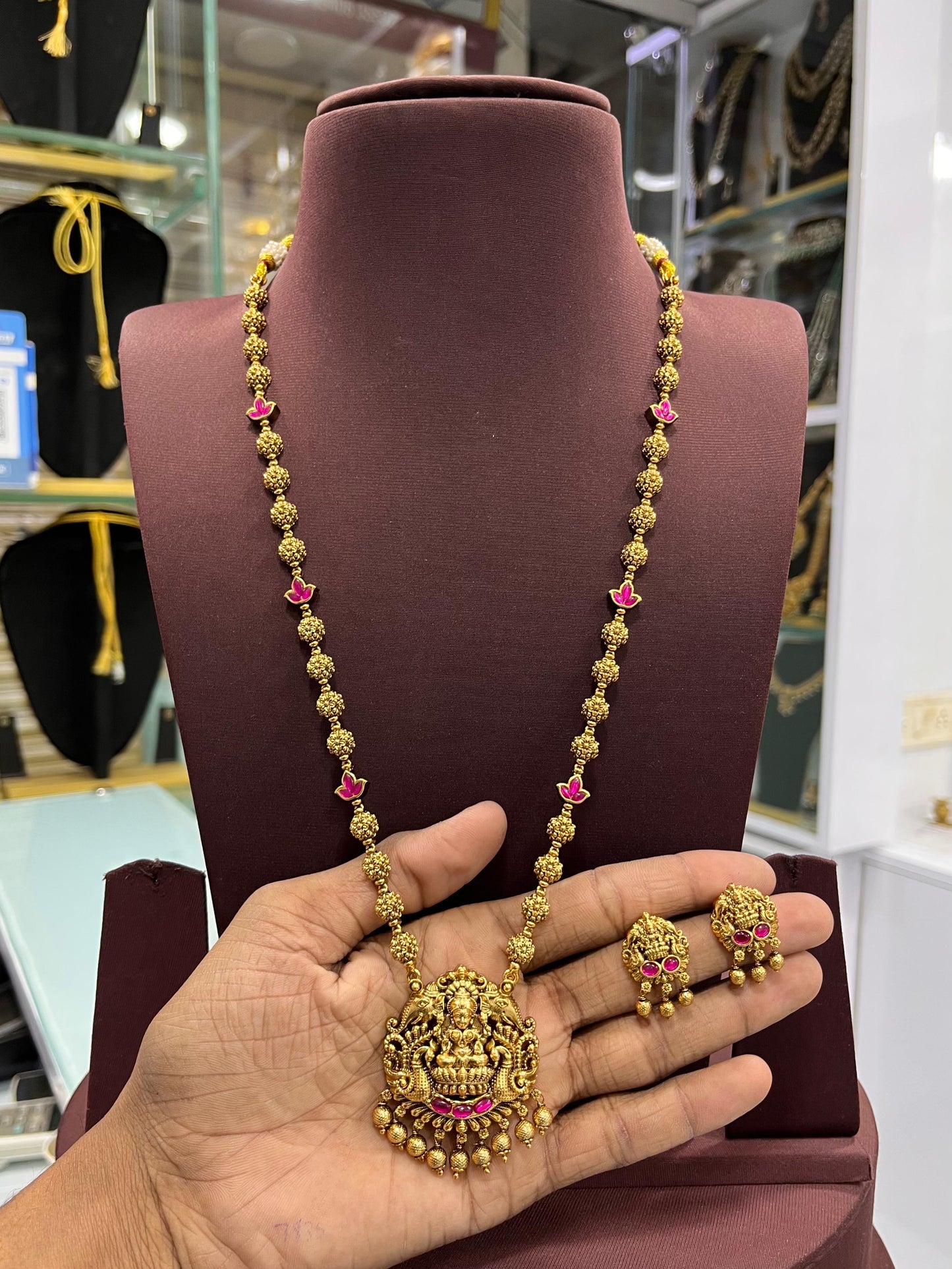 Nakshi Work with Kundan Stones Haram