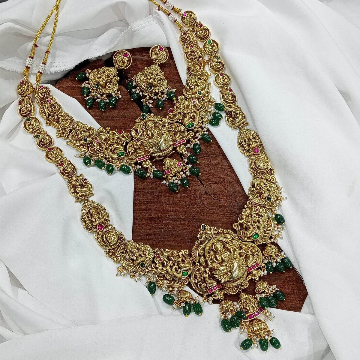 Nakshi Work with Kundan Stones Bridal Combo Set
