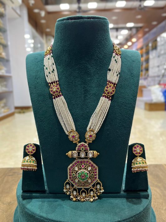 Nakshi Work with Kundan Stones Pendent Beads Mala