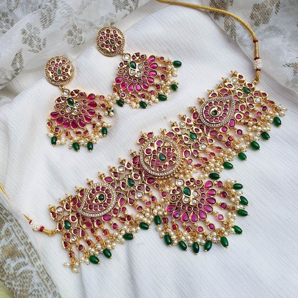 Premium Matt with Kempu Stones Bridal Choker
