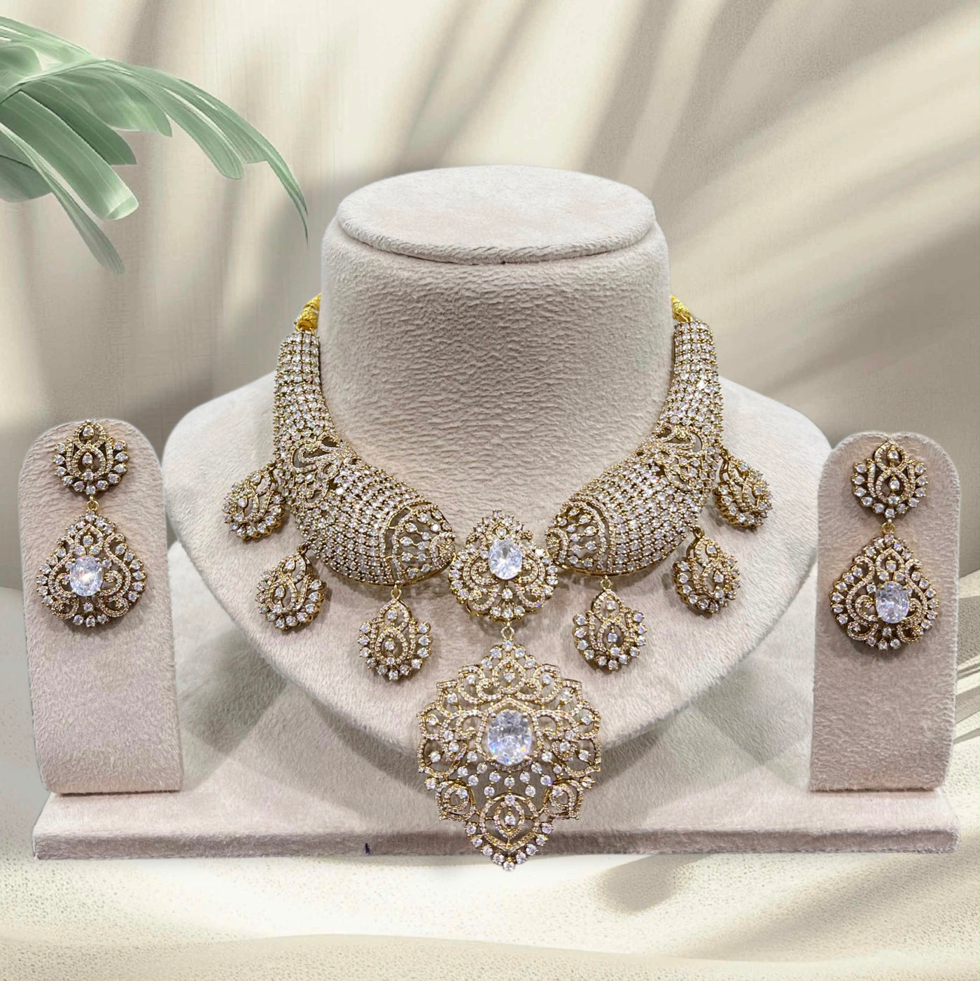 Victorian Polish with AD Stones Bridal Neck Set