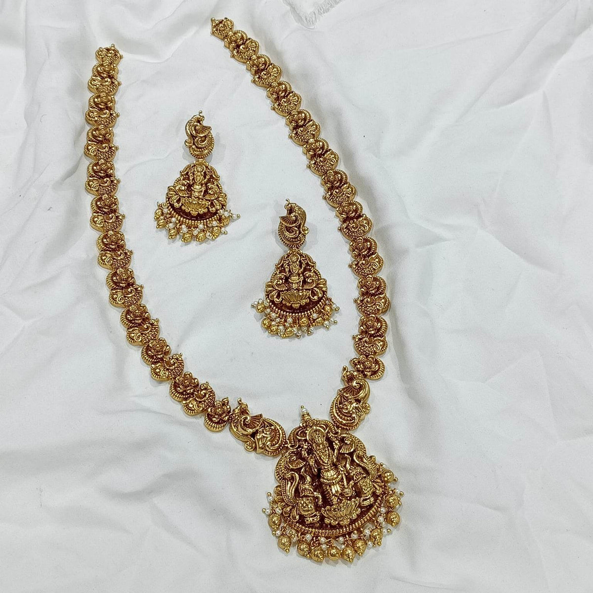 Nakshi Work with AD Stones Haram