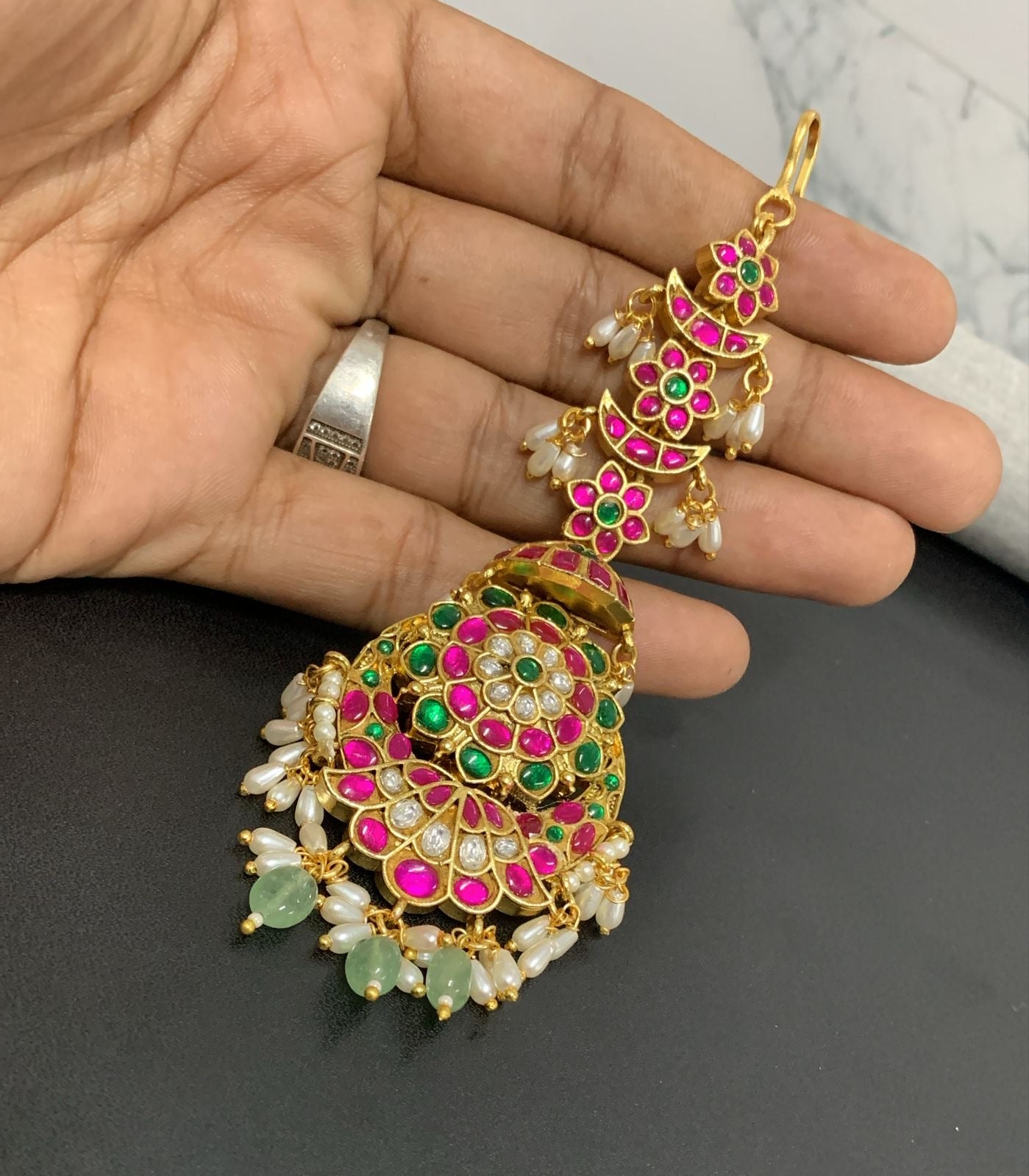 Jadau Kundan Stones Tikka