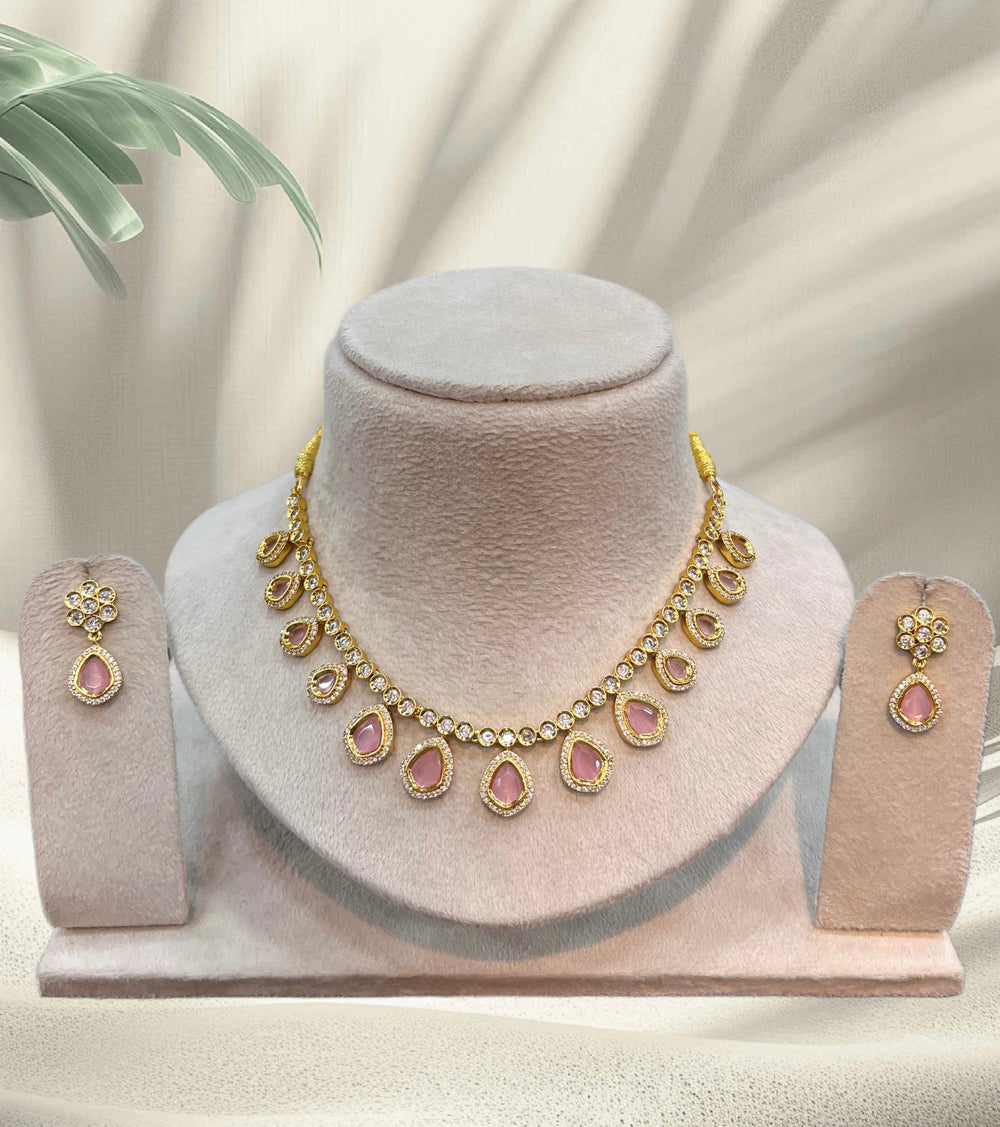 AD Stones Neckset