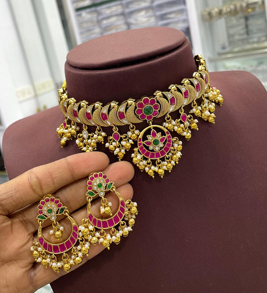 Nakshi work with Kundan Stones Choker