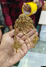Premium Matt with Kempu Stones Vanki