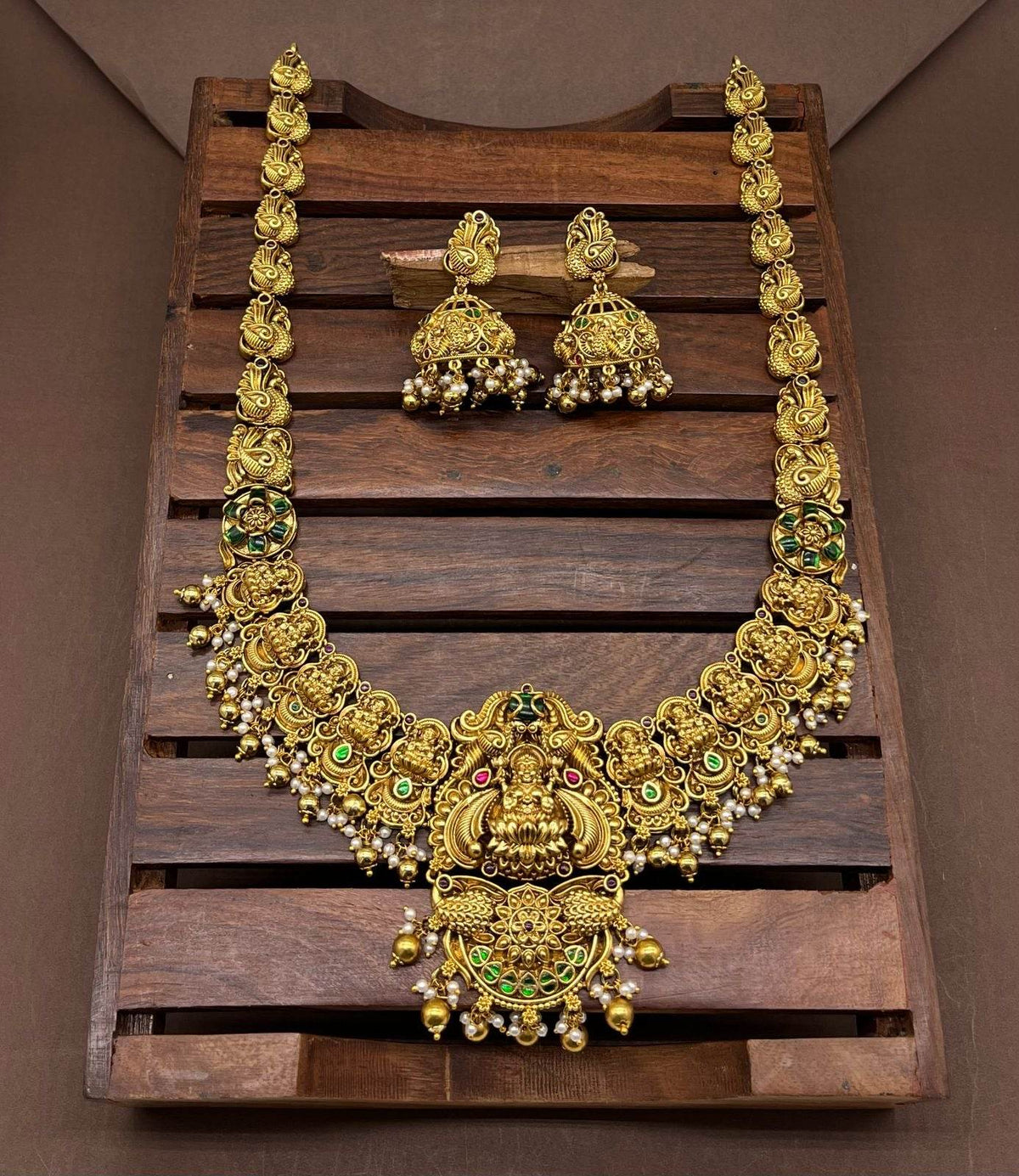 Nakshi Work with Kundan Stones Bridal Haram