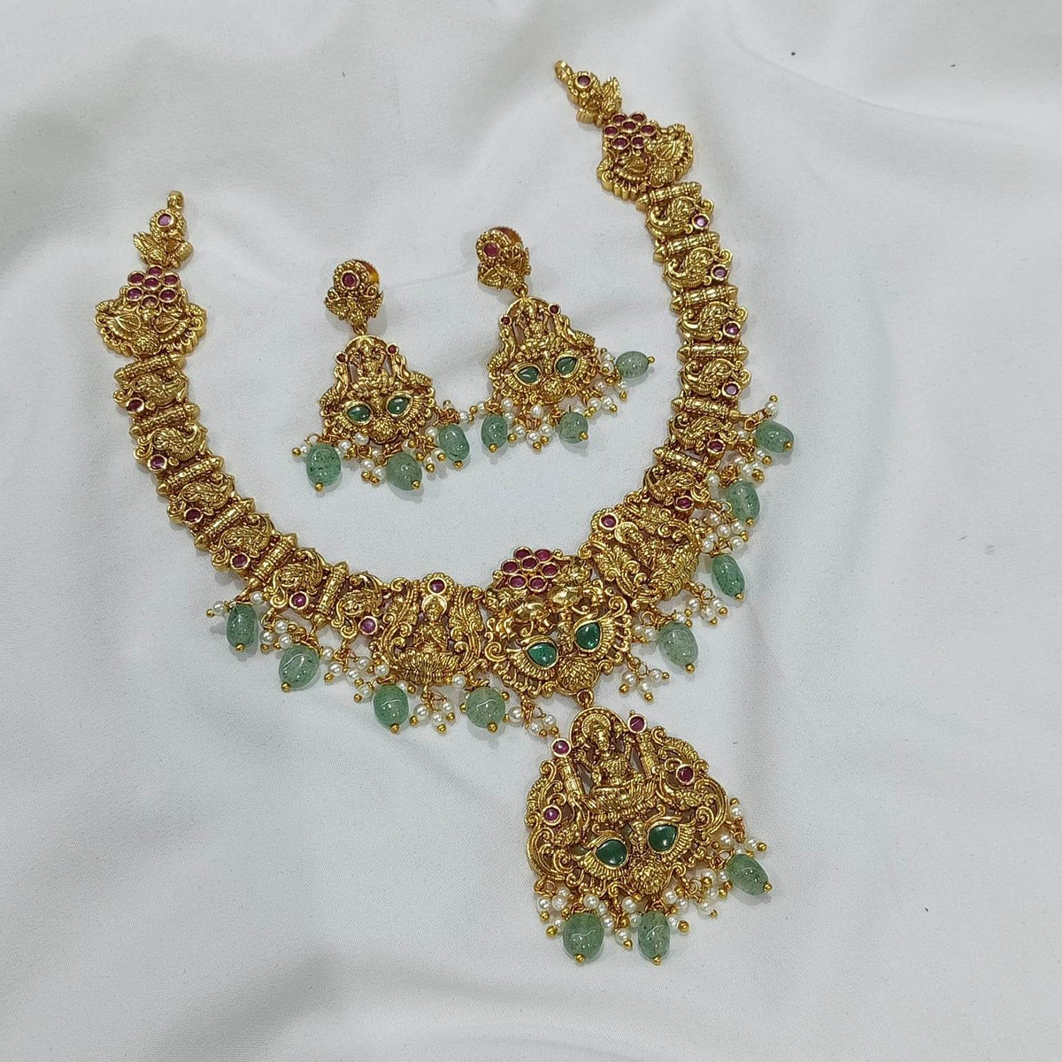 Nagasi Work with Kempu Stones Necklace