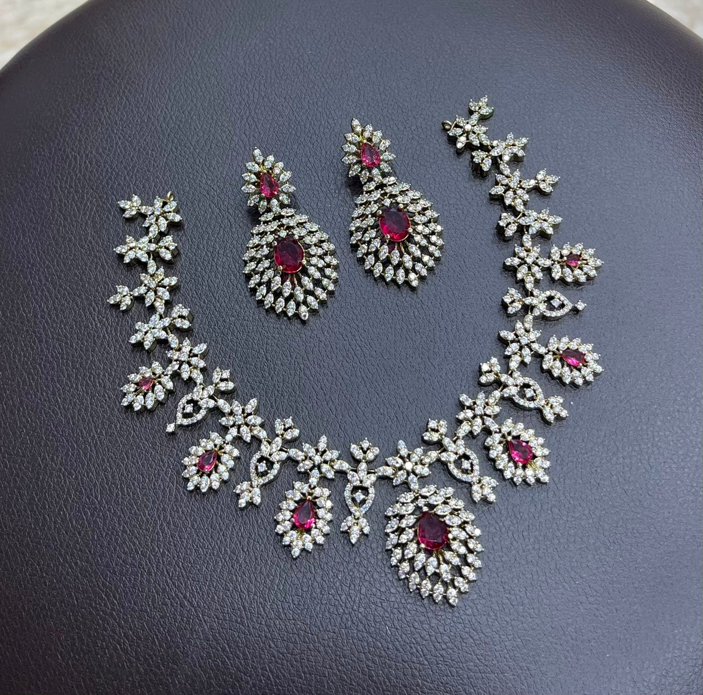 AD Stones Necklace (Silver Polish)
