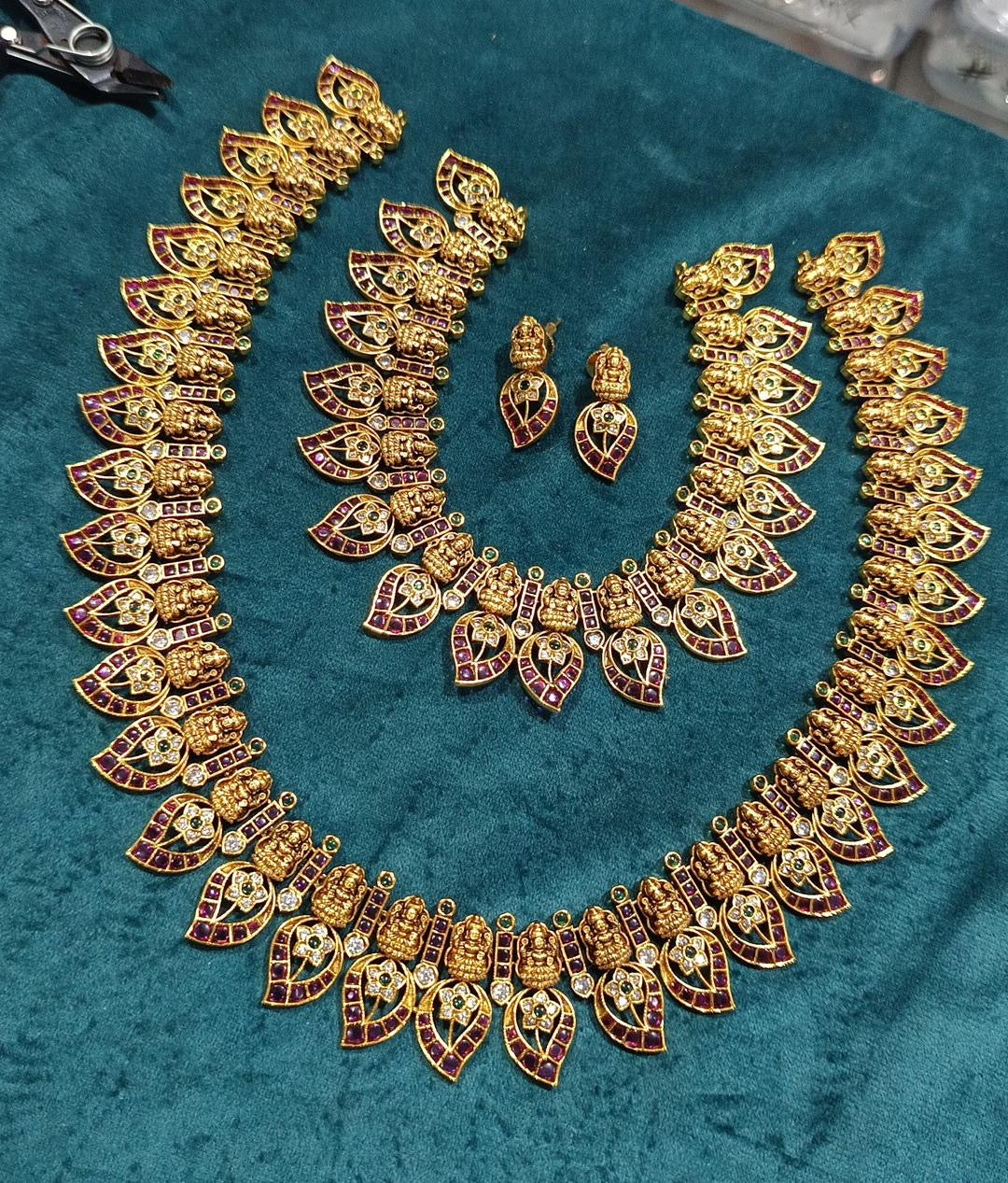 Nakshi Work with Kempu Stones Bridal Combo