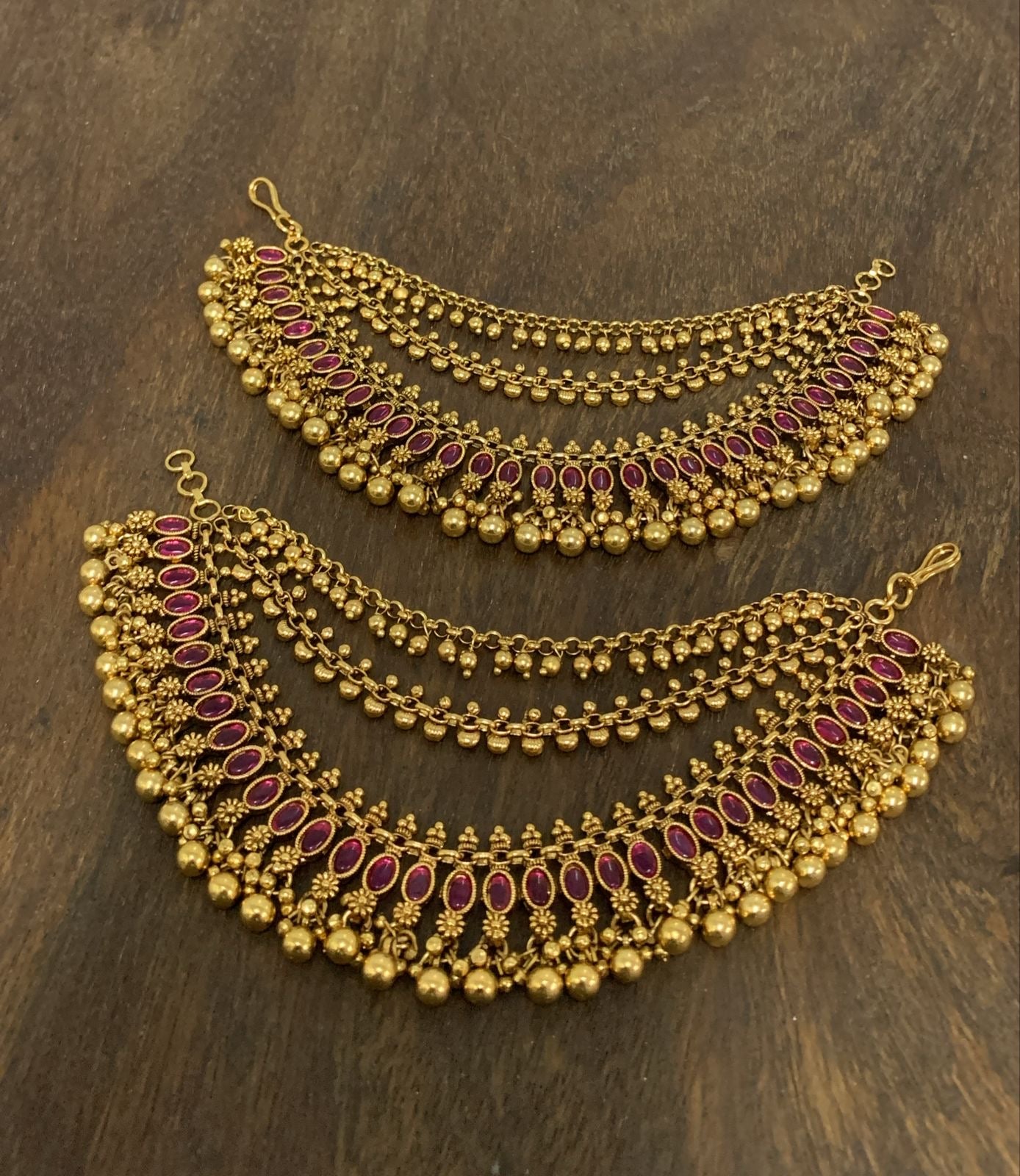 Premium Matt with Kempu Stones Ear Chains