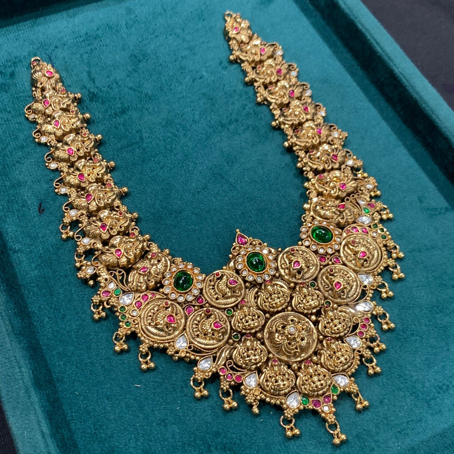 Nakshi work with Jaadu Kundan Stones Bridal Haram (Handmade)