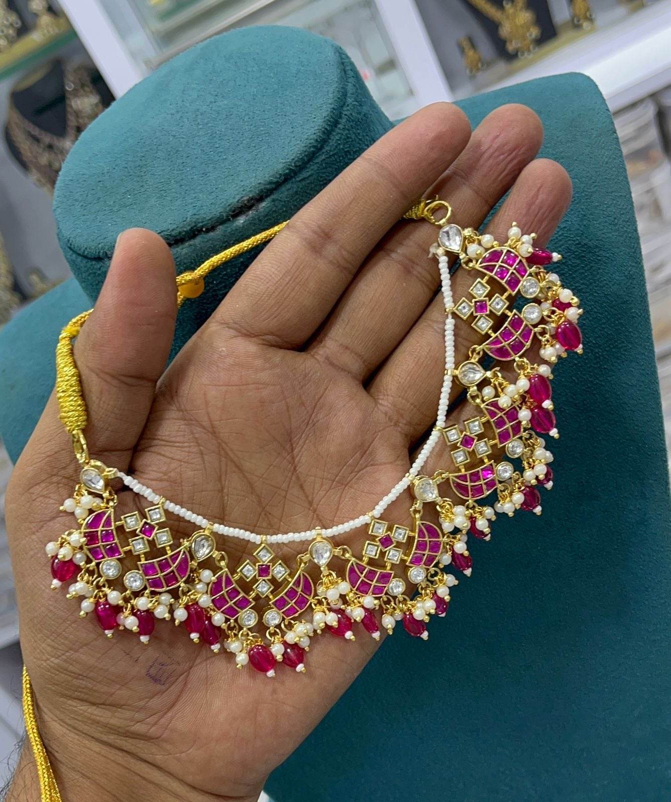 Jaadu Kundan Stones Necklace