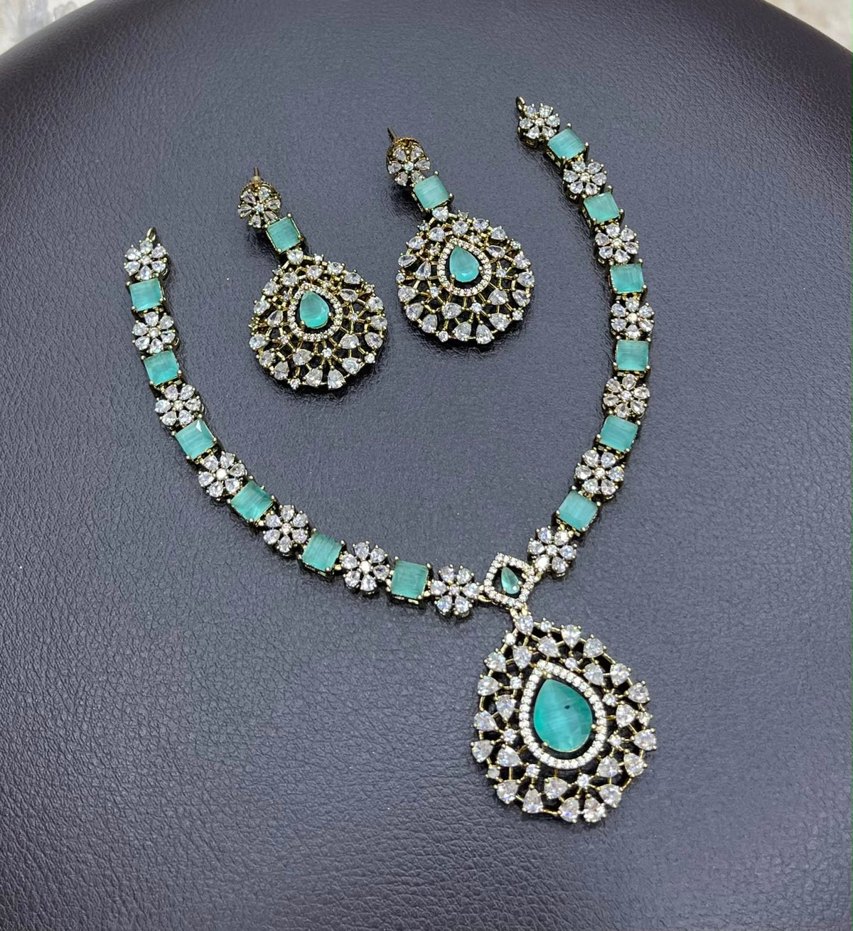 Victorian Polish AD Stones Necklace