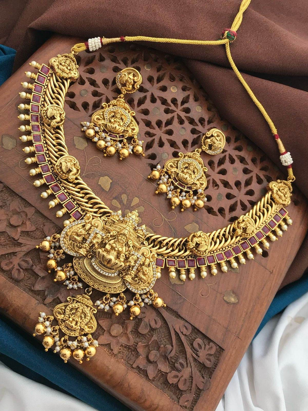 Nakshi Work with Kempu Stones Necklace - Nakshatra Jewels