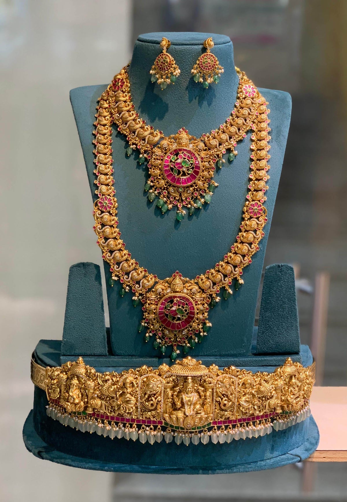 Nakshi Work with Jaadu Kundan Stones Bridal Combo Set