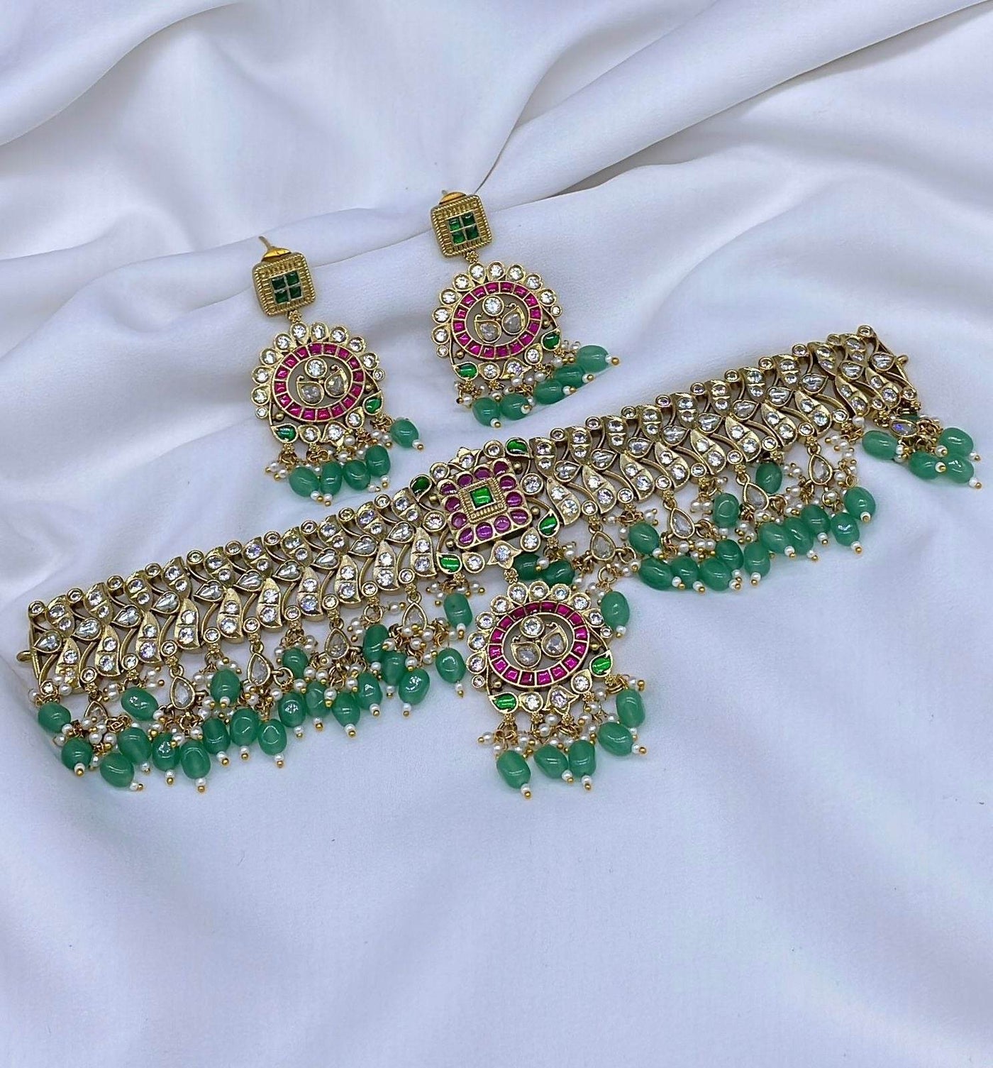 Premium Matt withJaadu  Kundan Stones Bridal Choker